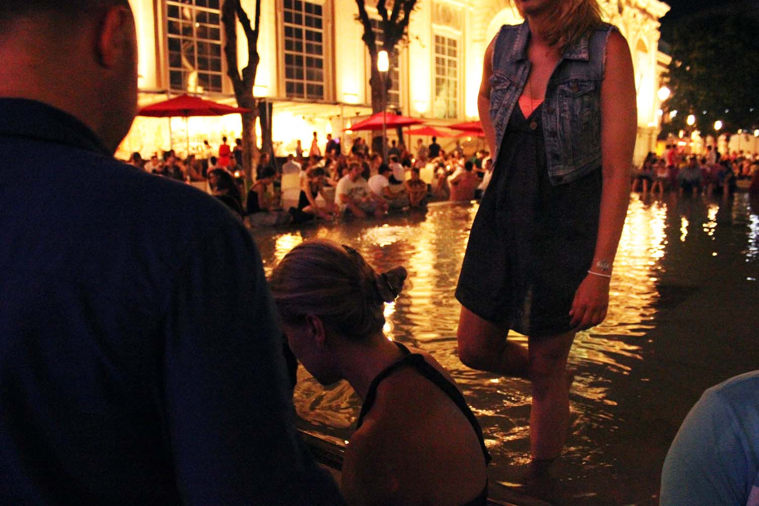 MuseumsQuartier-fountain