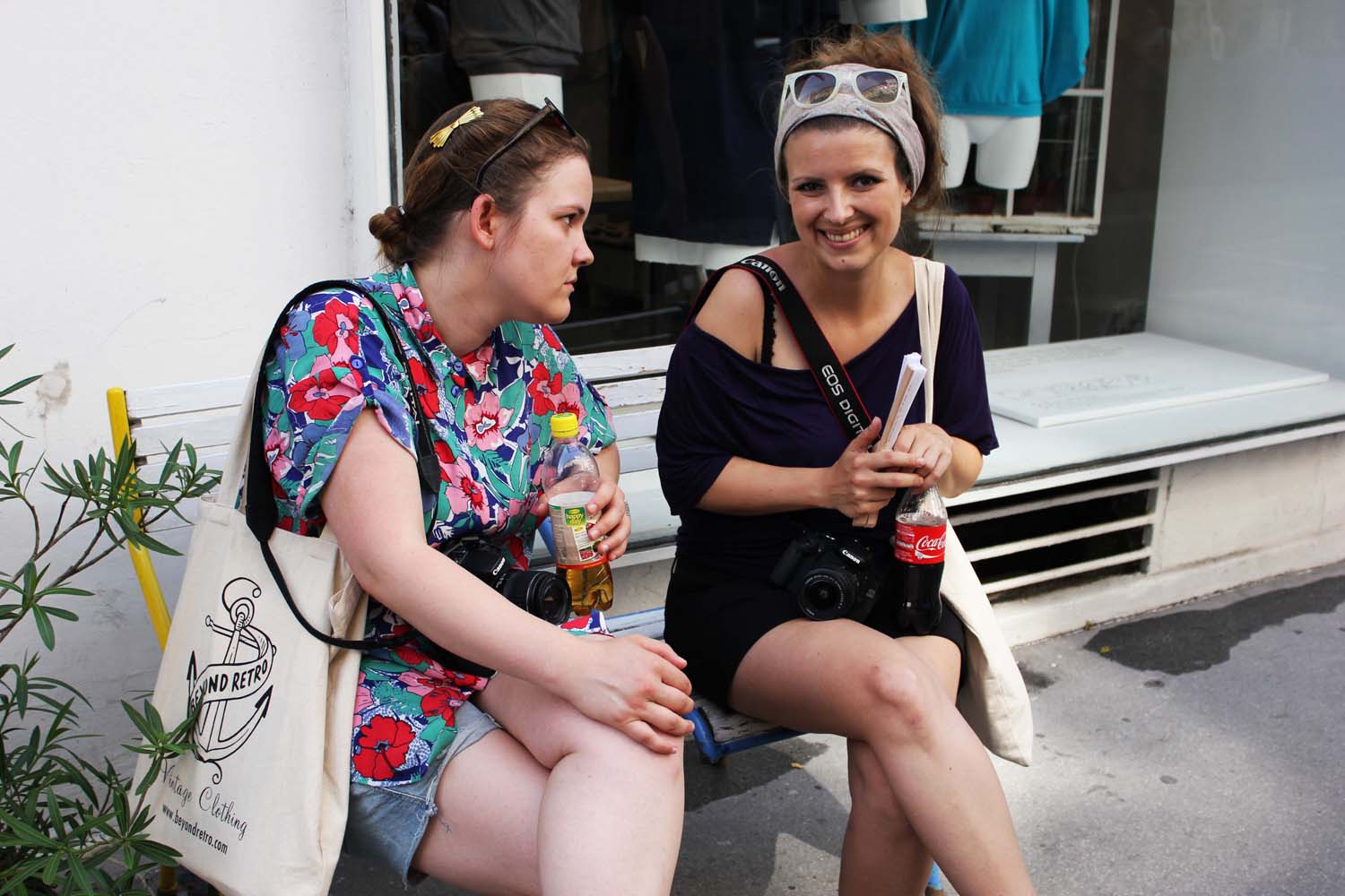 Pretty-travelgirls-as-Nina-Travelettes-and-Yvonne-Just-Travelous