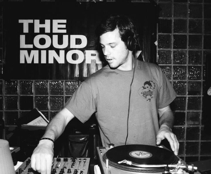 DJ Mr. Guan