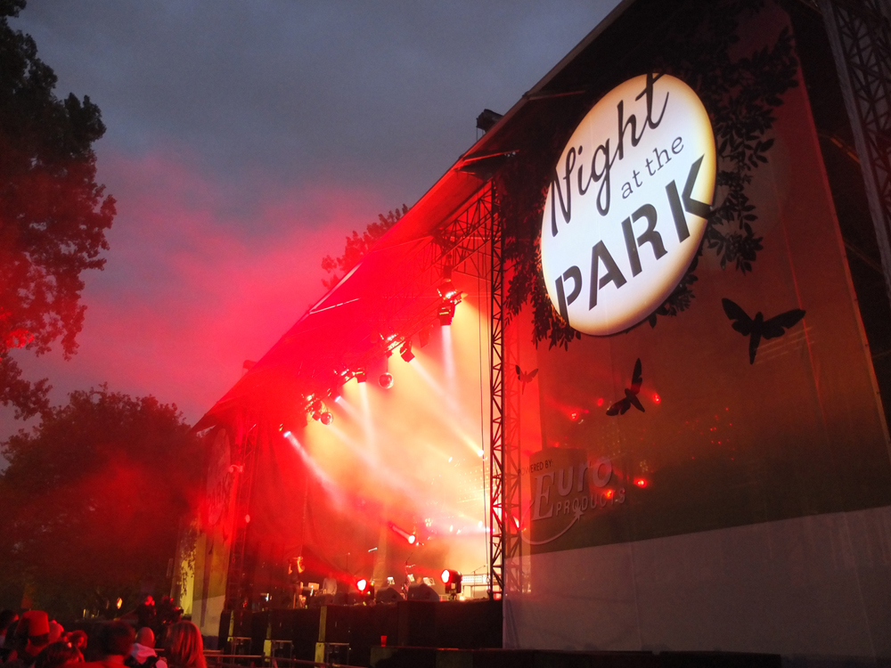 NightAtPark-stage